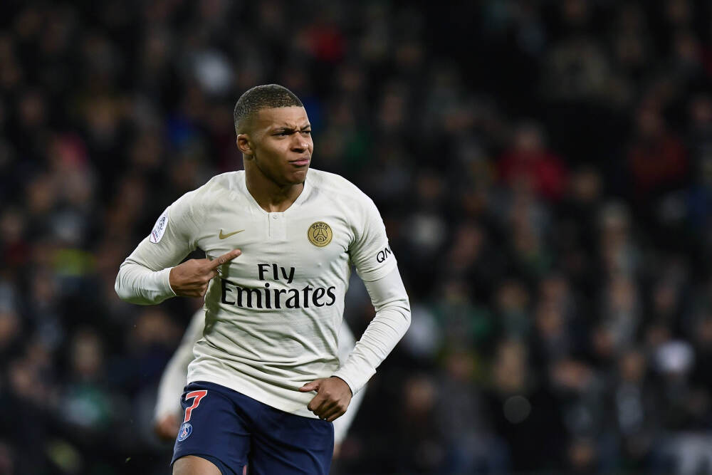 业绩大增超1900%，267家公司被主力资金全力抢筹！